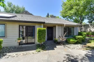 Photo #3: 20037653 Listing