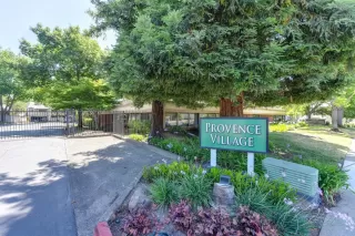 Photo #4: 20037653 Listing