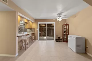 Photo #5: 20037765 Listing 