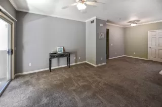 Photo #3: 20037968 Listing 