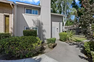 Photo #1: 20038019 Listing 