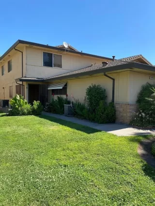 Photo #1: 20038129 Listing