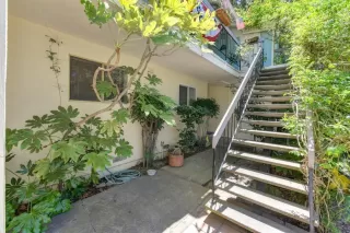 Photo #3: 20038334 Listing