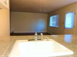 Photo #4: 20038523 Listing 