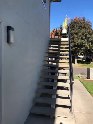 Photo #6: 20038560 Listing