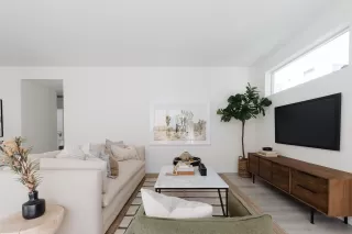 Photo #1: 20038572 Listing 