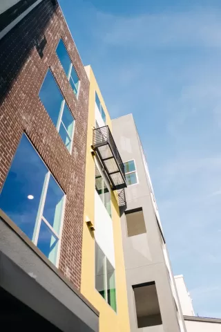 Photo #5: 20038572 Listing 