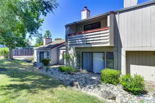 Photo #1: 20039191 Listing 