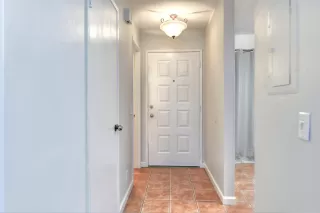 Photo #5: 20039191 Listing 