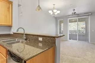 Photo #4: 20039203 Listing 