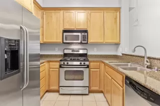 Photo #6: 20039203 Listing 