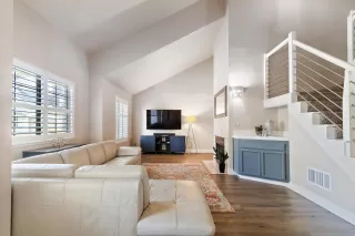 Photo #3: 20039211 Listing