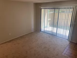 Photo #2: 20039308 Listing