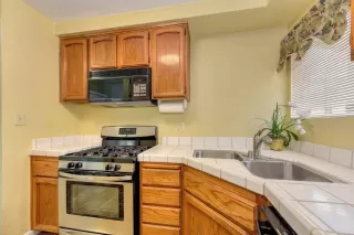 Photo #3: 20039503 Listing 