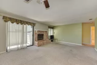 Photo #5: 20039503 Listing 