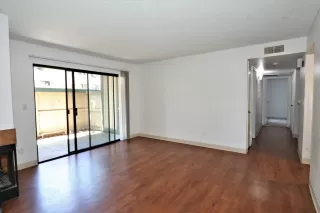 Photo #2: 20039510 Listing