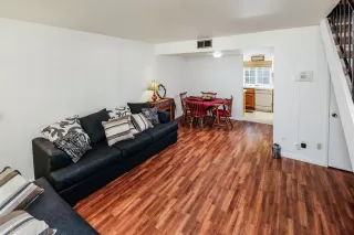 Photo #2: 20039597 Listing 