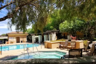 Photo #3: 20039617 Listing