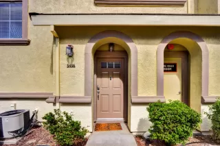 Photo #1: 20039992 Listing 