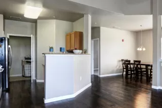 Photo #5: 20039992 Listing 