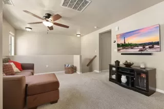 Photo #4: 20040395 Listing