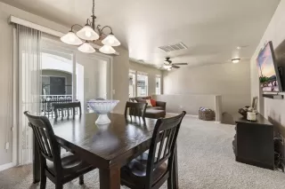 Photo #6: 20040395 Listing