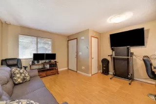 Photo #6: 20040475 Listing