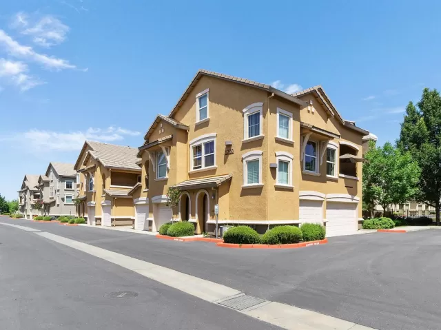 MLS: 20040478 Condo For Sale