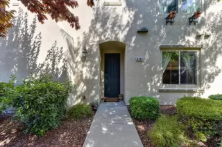 Photo #2: 20040574 Listing 