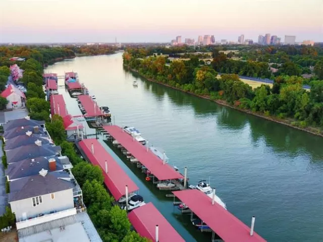 MLS: 20040613 Condo For Sale