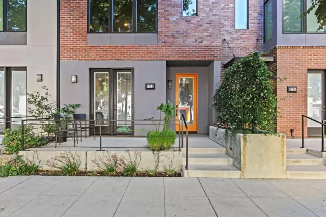 MLS: 20040619 Condo For Sale