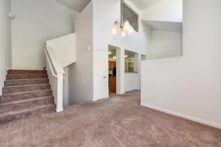 Photo #2: 20040800 Listing 