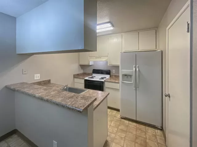 MLS: 20040885 Condo For Sale