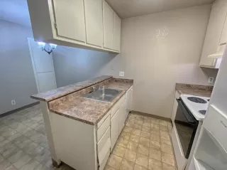 Photo #1: 20040885 Listing 