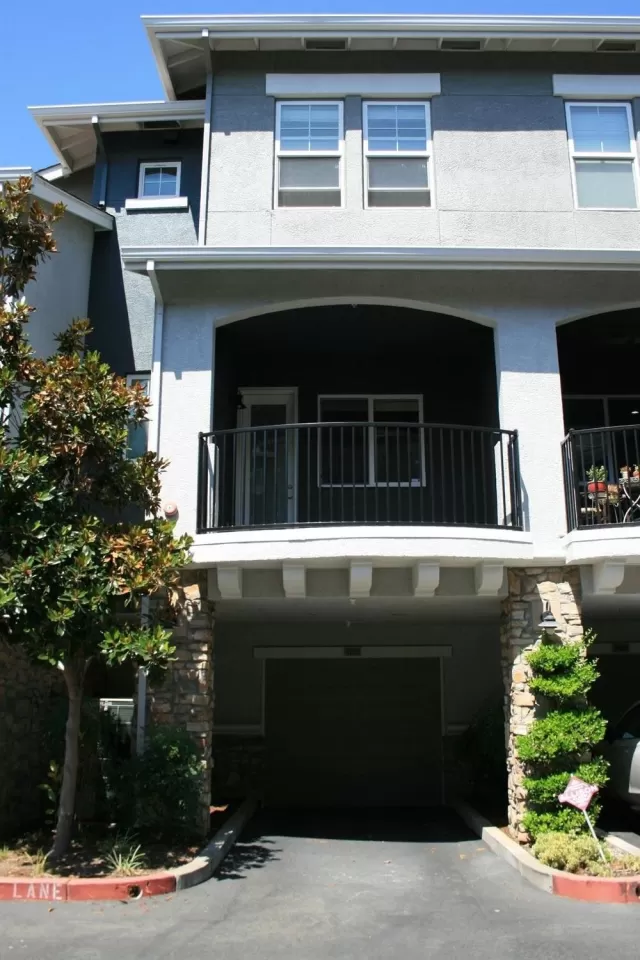 MLS: 20040897 Condo For Sale