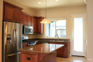 Photo #6: 20040897 Listing 