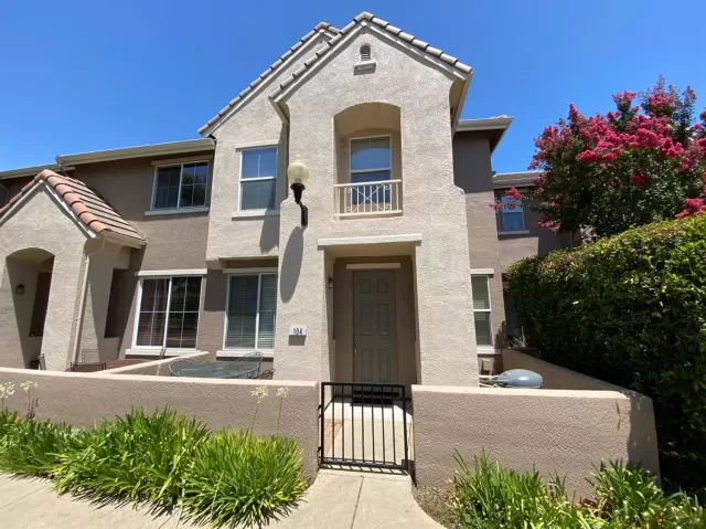 MLS: 20040956 Condo For Sale