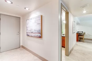 Photo #3: 20041271 Listing