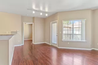 Photo #3: 20041805 Listing 