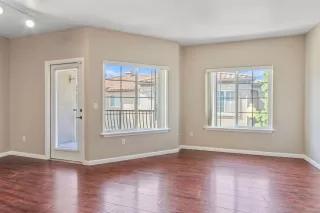 Photo #4: 20041805 Listing 