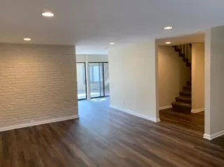 Photo #6: 20041948 Listing 