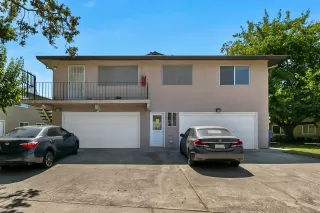 Photo #1: 20042040 Listing 