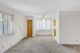 Photo #3: 20042040 Listing 