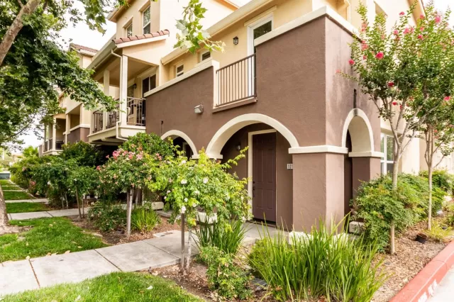 MLS: 20042342 Condo For Sale