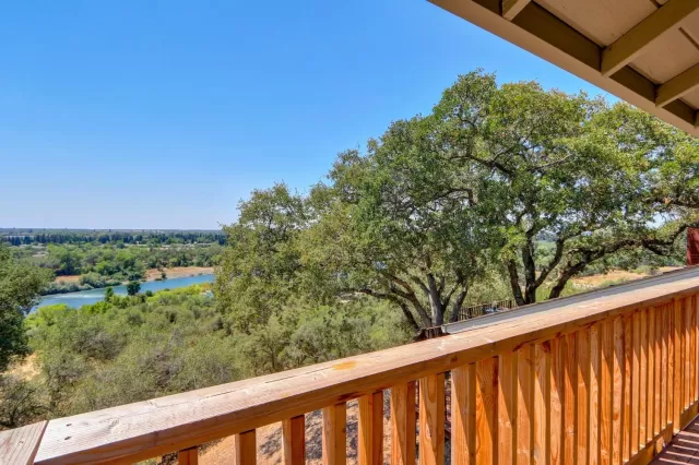 MLS: 20042368 Condo For Sale