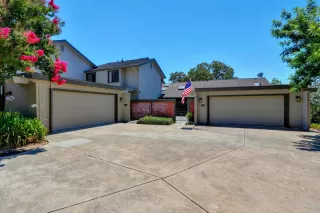 Photo #3: 20042368 Listing 