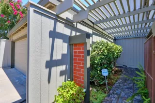 Photo #6: 20042368 Listing 