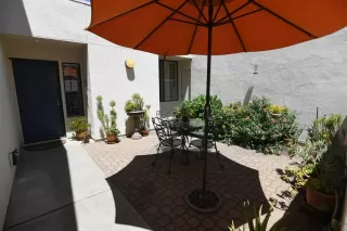 Photo #1: 20042844 Listing