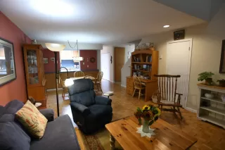 Photo #5: 20042844 Listing