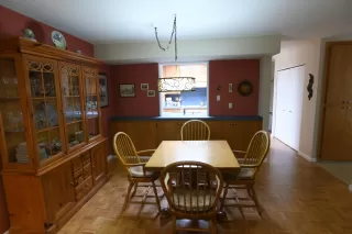 Photo #6: 20042844 Listing